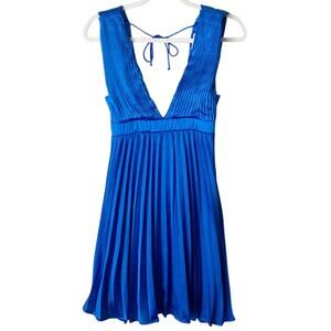 Sincerely Jules | Sleeveless Plunge Vneck Mini Dress Pleated Babydoll Blue Small